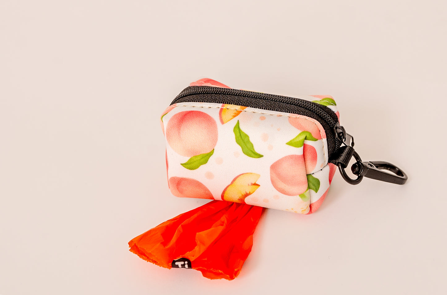 Диспенсър за торбички Peach